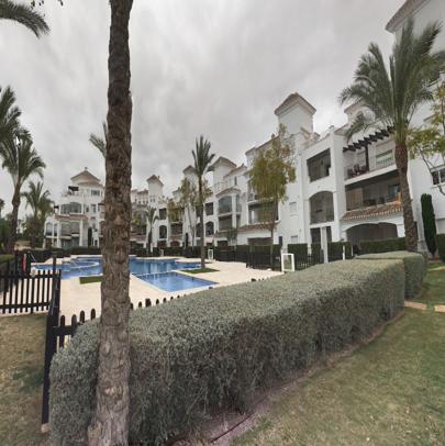 25VIV12223_zona piscina.jpg